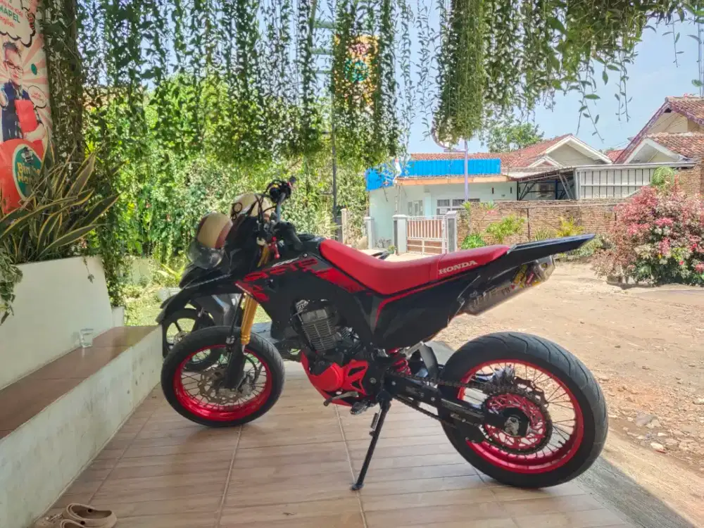 Honda crf 150 tahun 2022