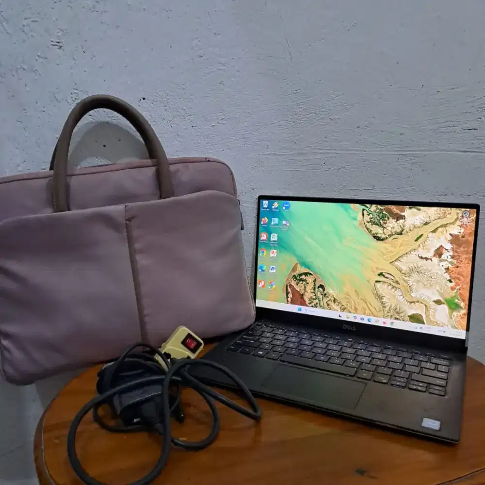 Laptop Dell XPS 13 RAM16/512GB