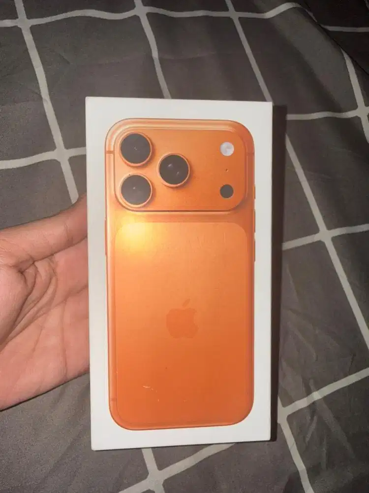 NEW SEGEL IP 17 Pro 256 IBOX MSH GARANSI 1 thn