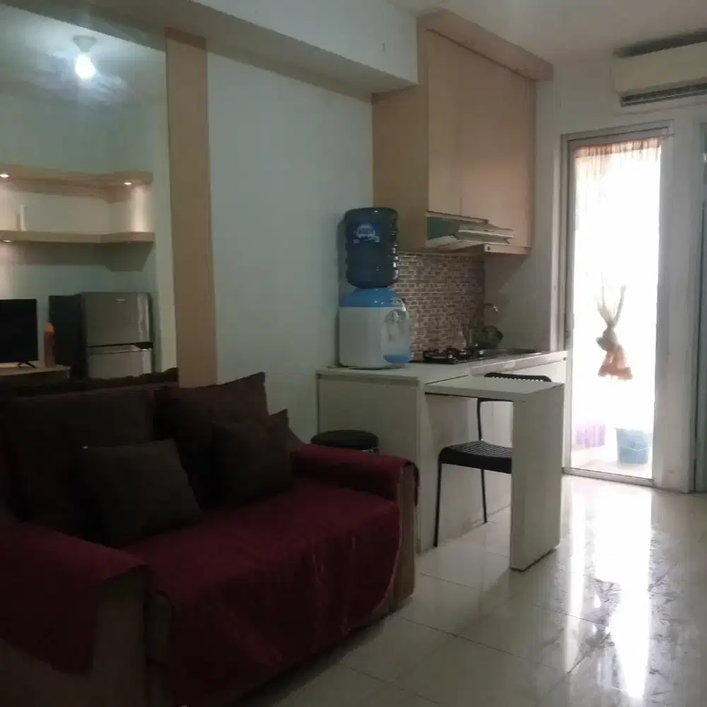 SEWA UNIT 2 BR PERBULAN APARTEMEN BASSURA CITY TOWER EDELWEIS