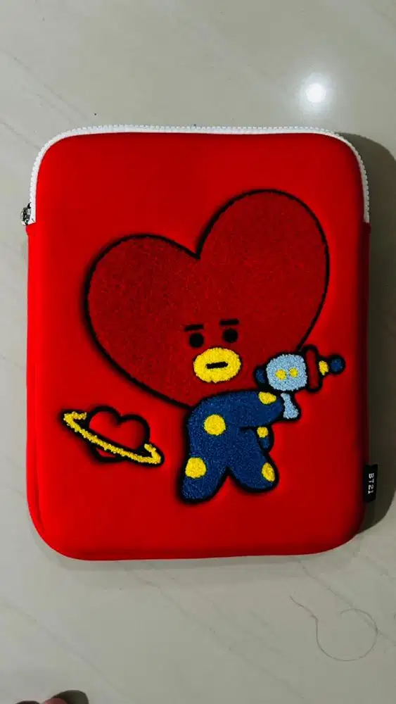 Sarung Ipad/tablet BT21