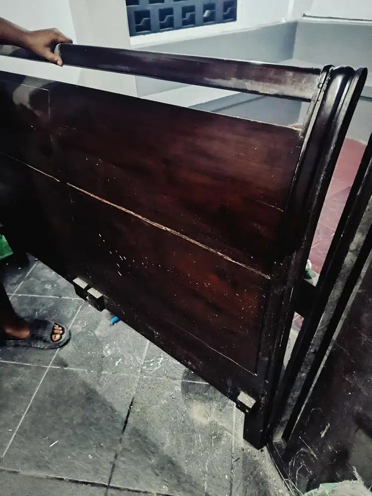 2 Dipan Tempat Tidur Murah banget BU