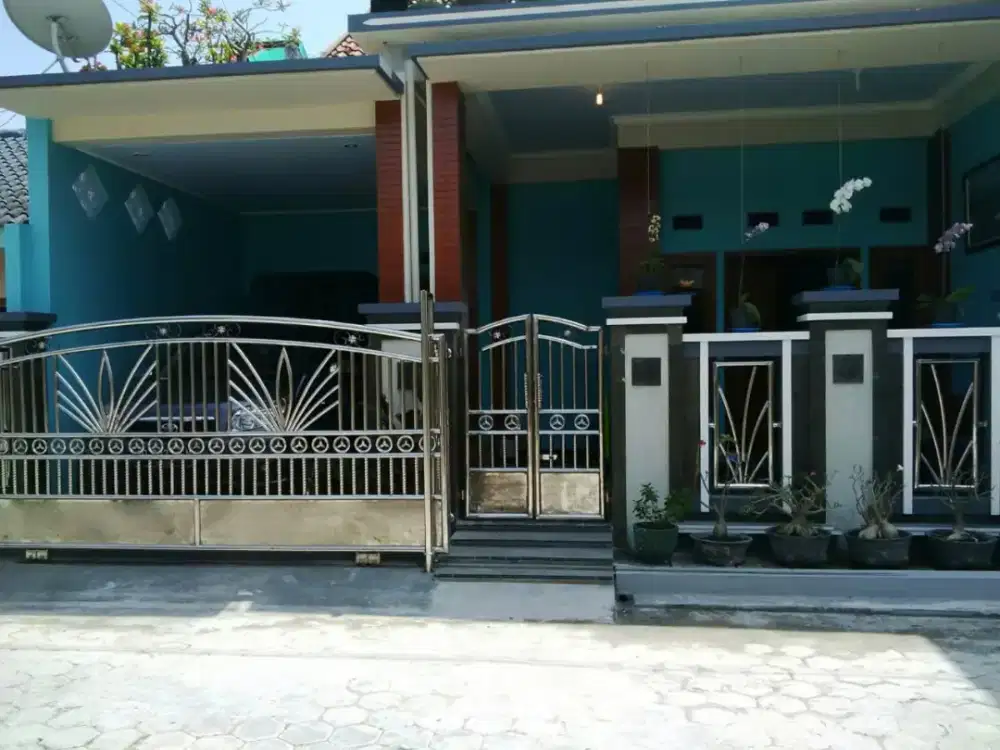 Rumah Siap Huni di Pusat Kota Cepu – Dekat Terminal & BRAVO (Nego)