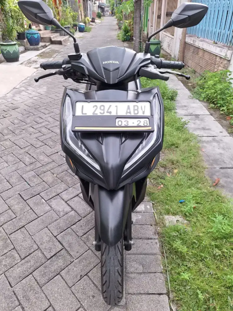 BU vario 125 2023 k 26 rb istimewa ful ori samsat manyar