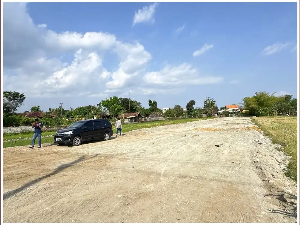 10 Menit ke Tugu Jogja, Tanah Godean Tepi Jl. Utama