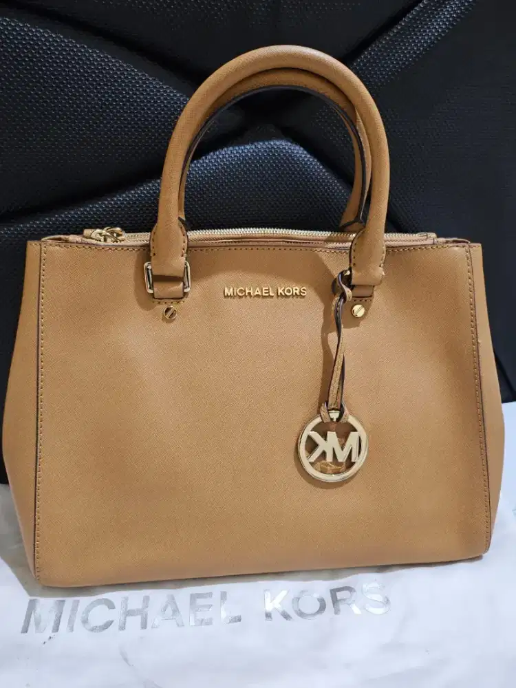 Preloved Tas MK mulus banget