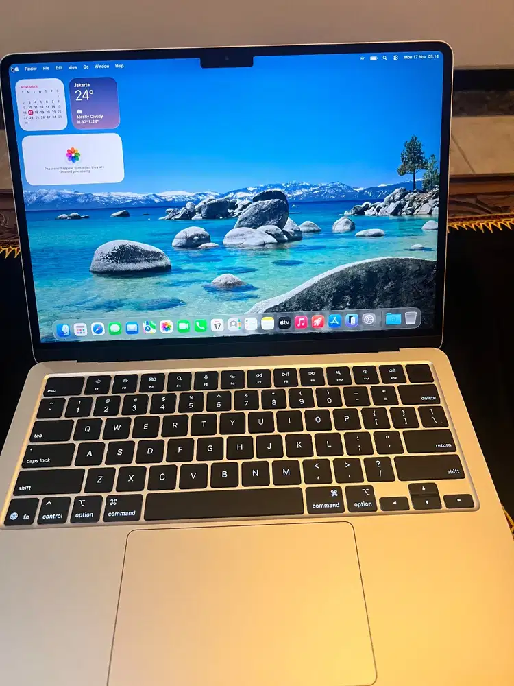 Macbook Air M4 2025