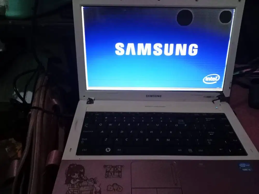 LAPTOP SECOND SSAMSUNG R440