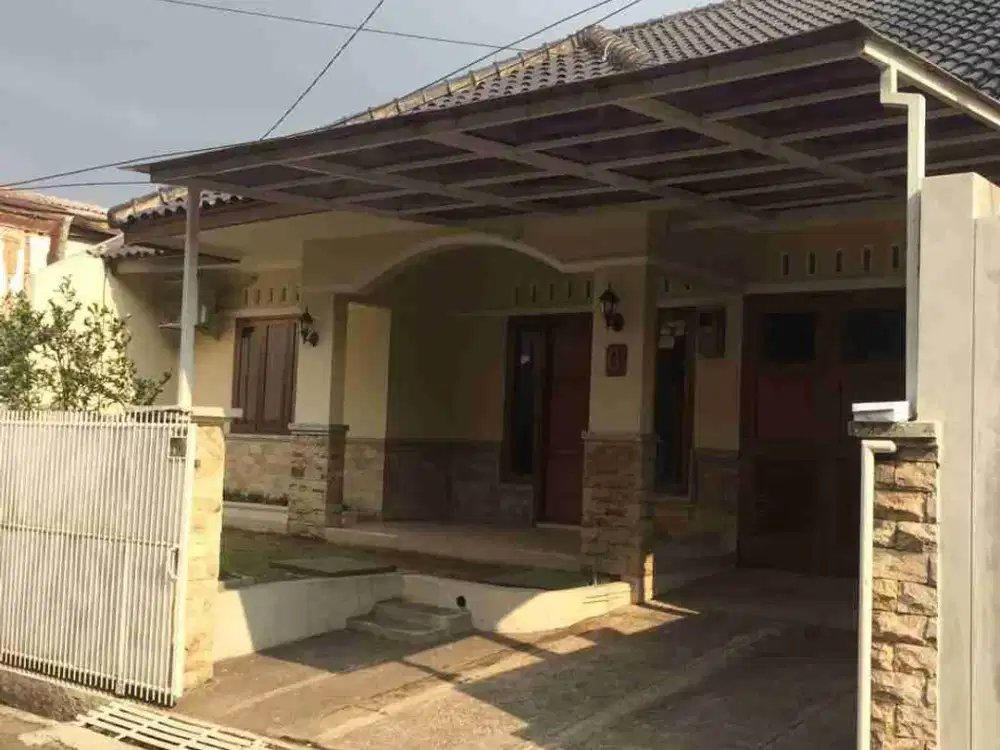 rumah siap huni di Turangga Bandung