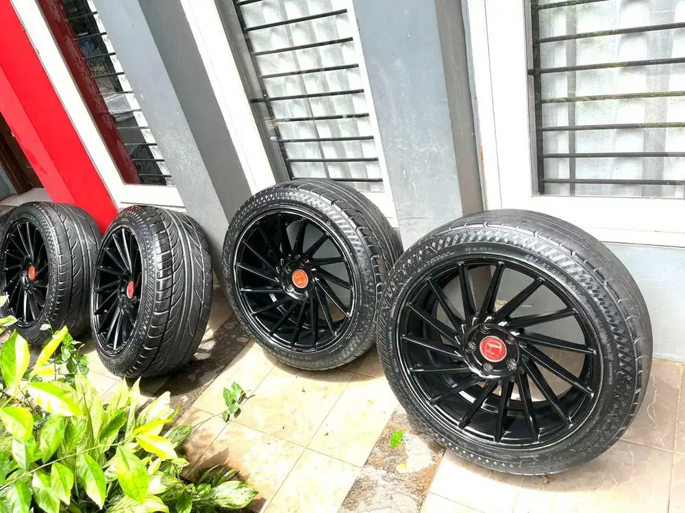 Velg Vossen R18 + Ban pnp untuk HRV