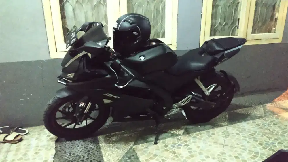 Yamaha YZF R15 V3 Hitam