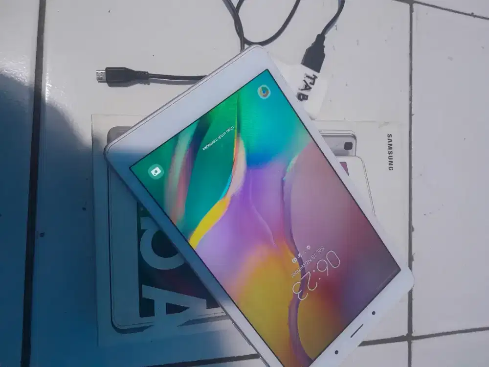 Tab Samsung A 2019 2/32 Komplit