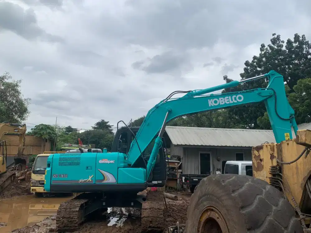 Sewa Alat Berat Terlengkap Excavator, Dozer, Vibro Siap Kirim Sekarang
