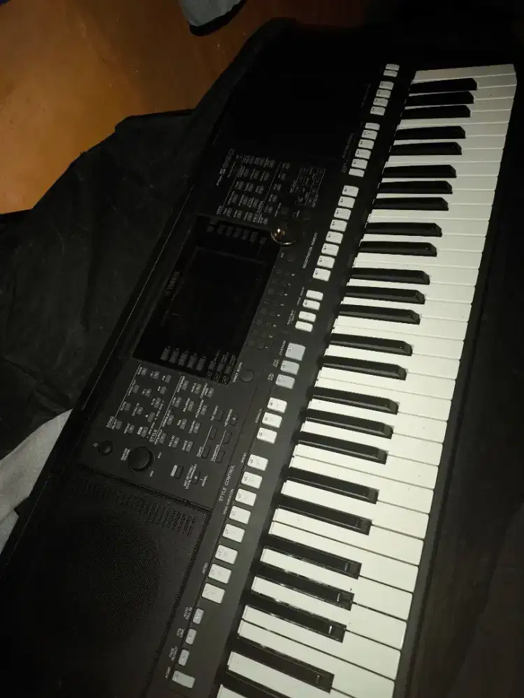 Yamaha PSR S950