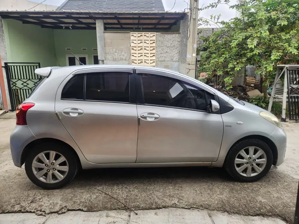 Toyota Yaris 2012 Bensin
