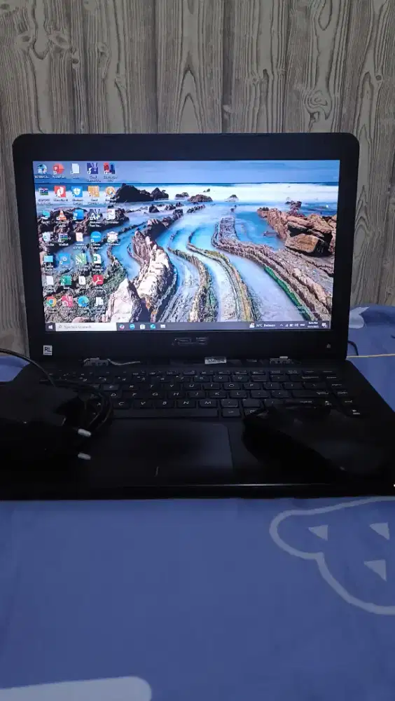 Jual murah laptop Asus ada minus