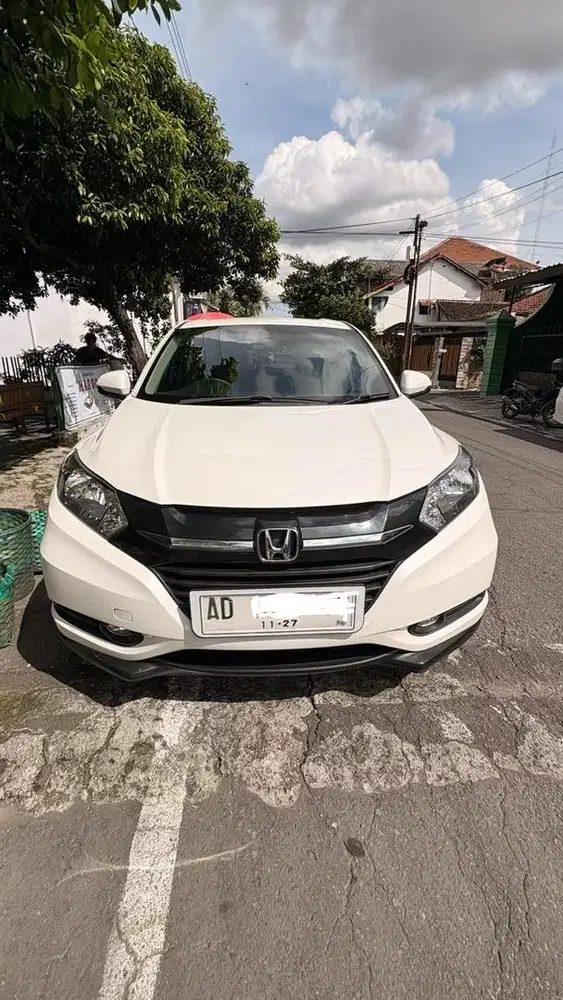 Honda HRV 1.5 E 2017 warna putih