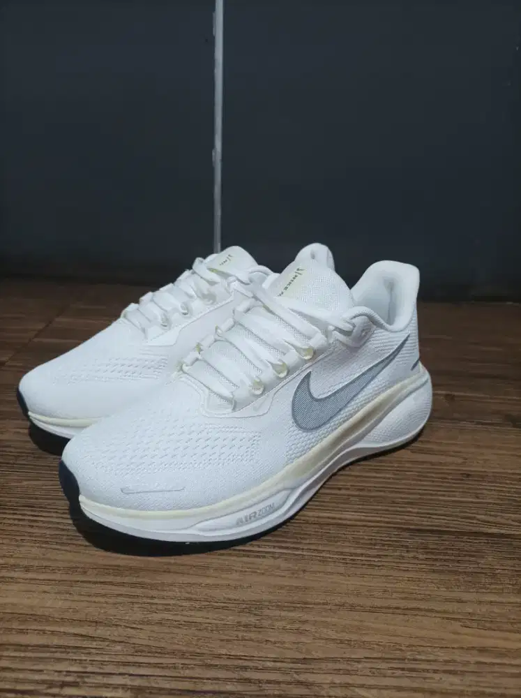 Sepatu running Nike air zoom pegasus