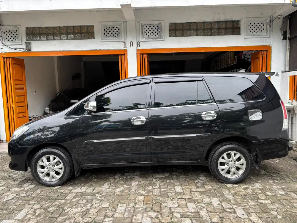 Toyota Kijang Innova 2009 Diesel