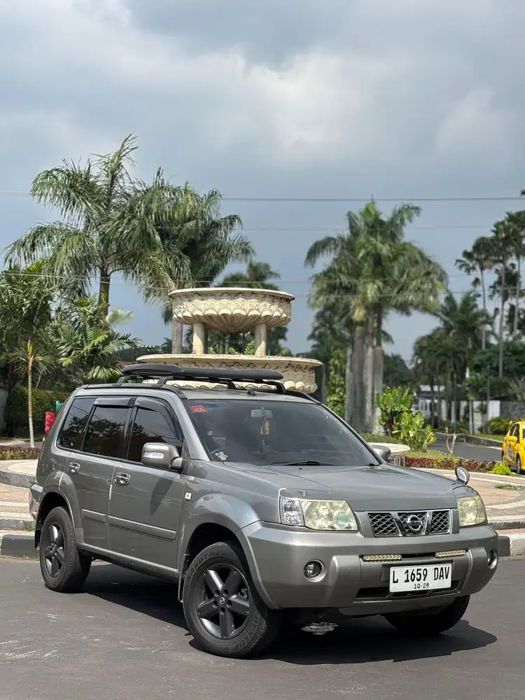 Nissan X-Trail 2008 Bensin