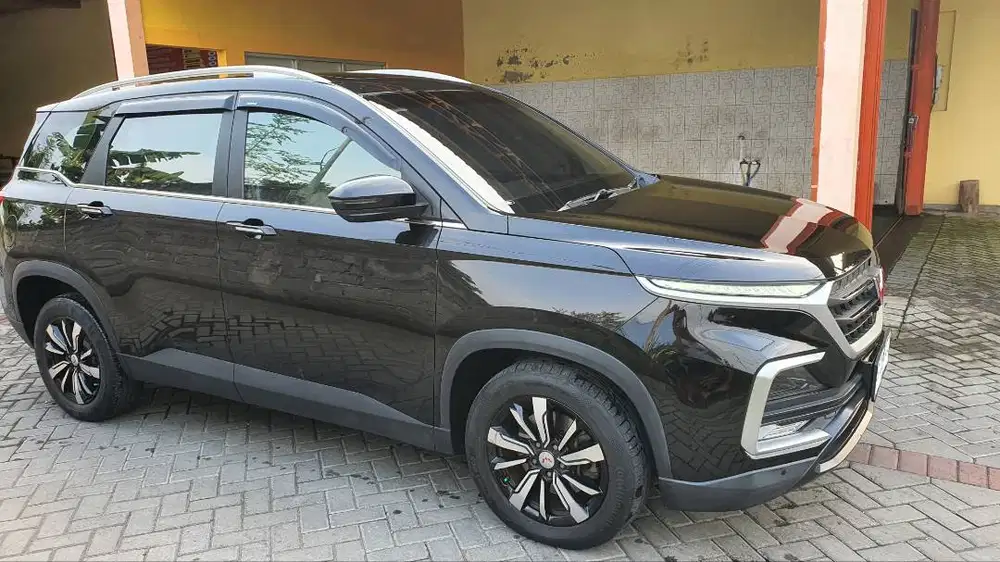 Wuling Almaz Turbo,  1500 cc, 5 seater, 2019