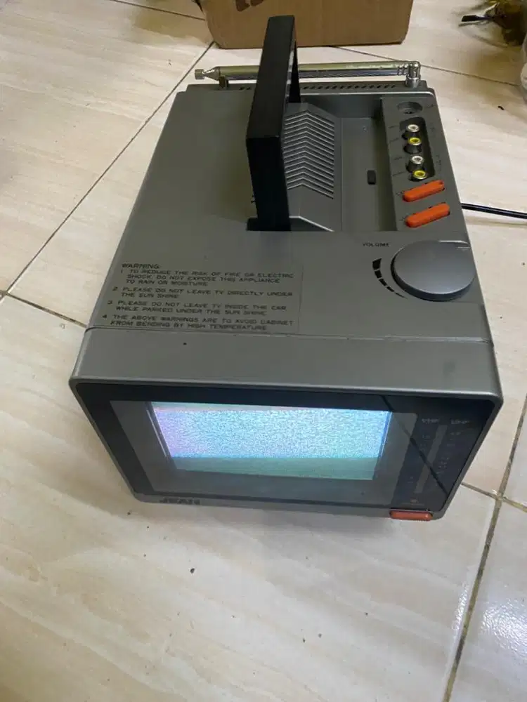 vintage JEAN TV monitor portable jadul 1988