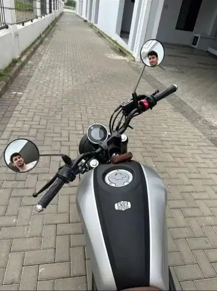 Yamaha XSR istimewa murmer km rendah 6rb an