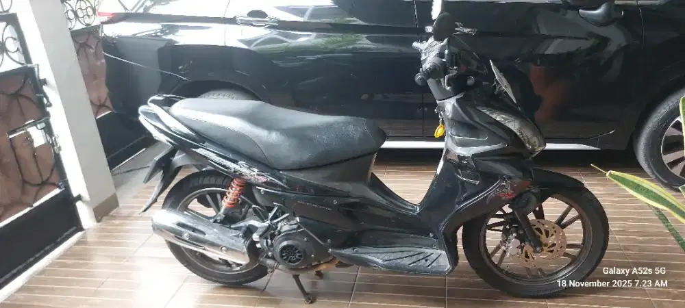 DI JUAL SKYWAVE 125 2010 NIGHT RIDER / HITAM