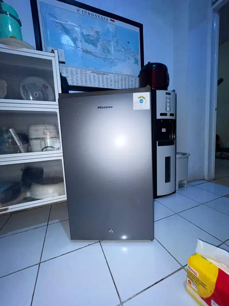 Kulkas Hisense 1 Pintu – Kondisi Sangat Terawat