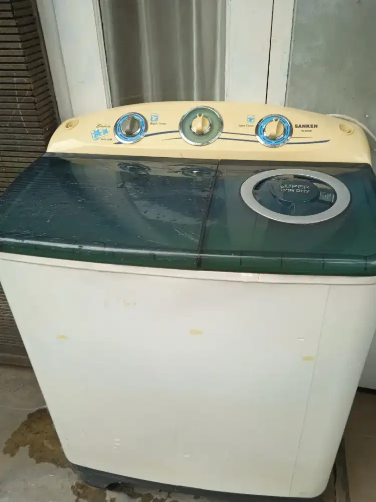 Mesin cuci dua tabung merk sanken msh ory siap pakai