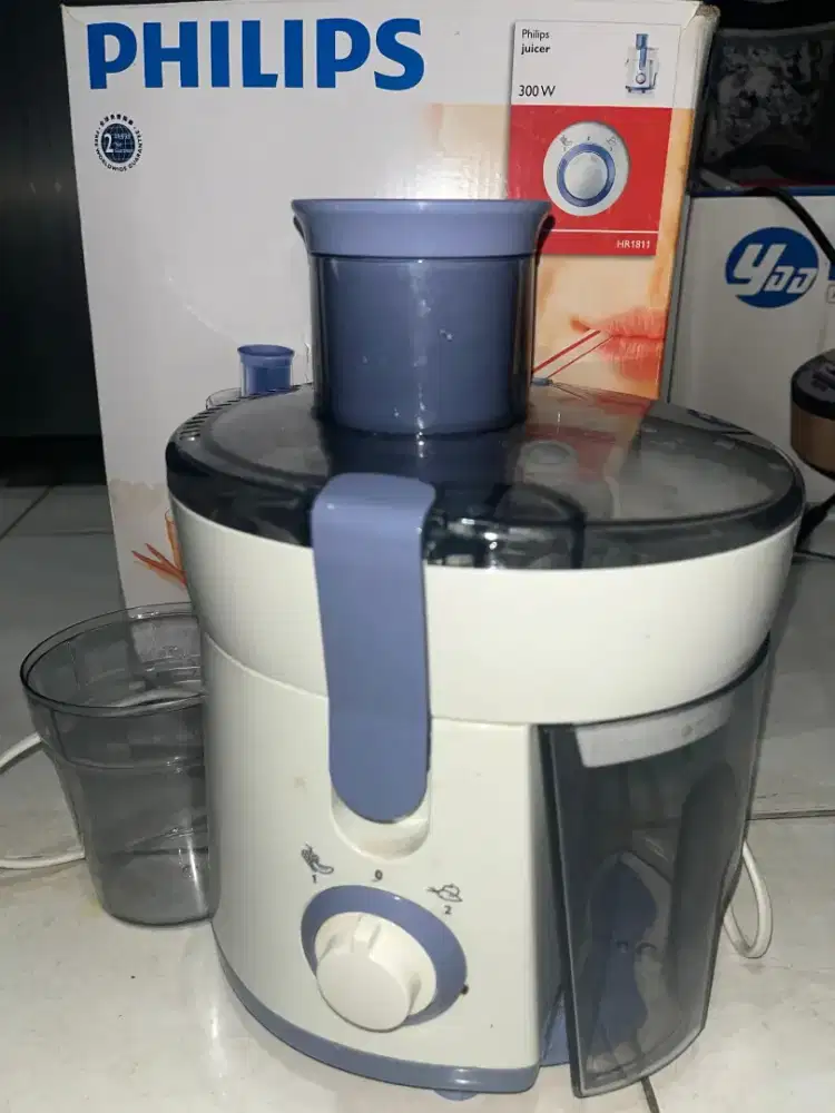 Juicer philips hr 1811