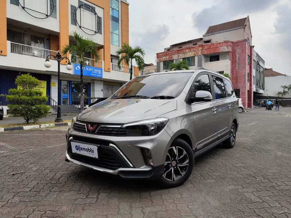 Pajak Panjang - Wuling Confero S 1.5 L ACT Lux Plus Bensin-MT 2021