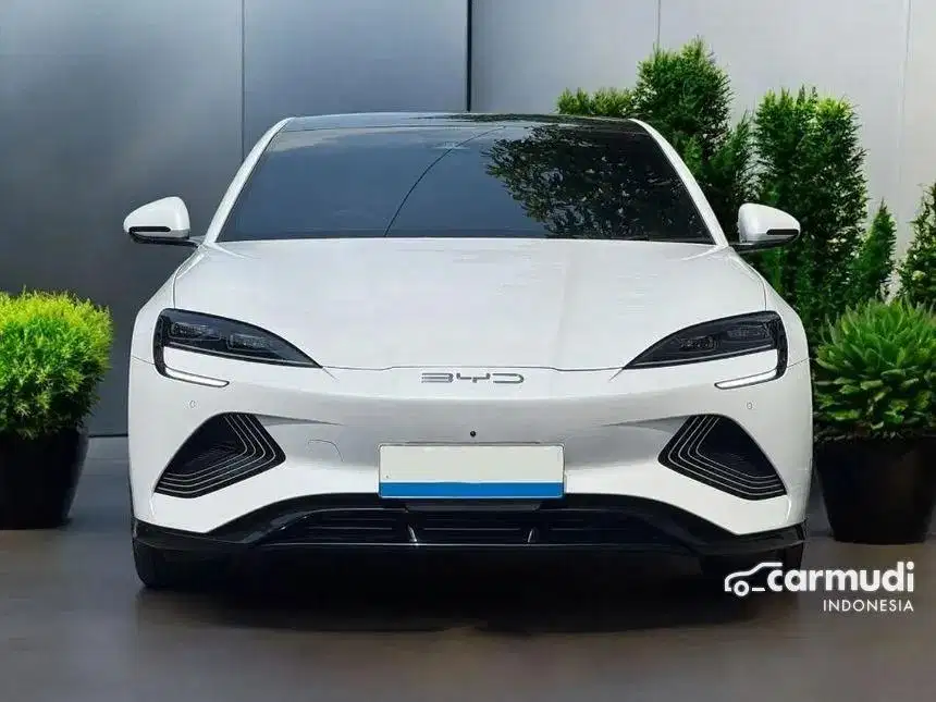 mencari BYD seal premium 2024