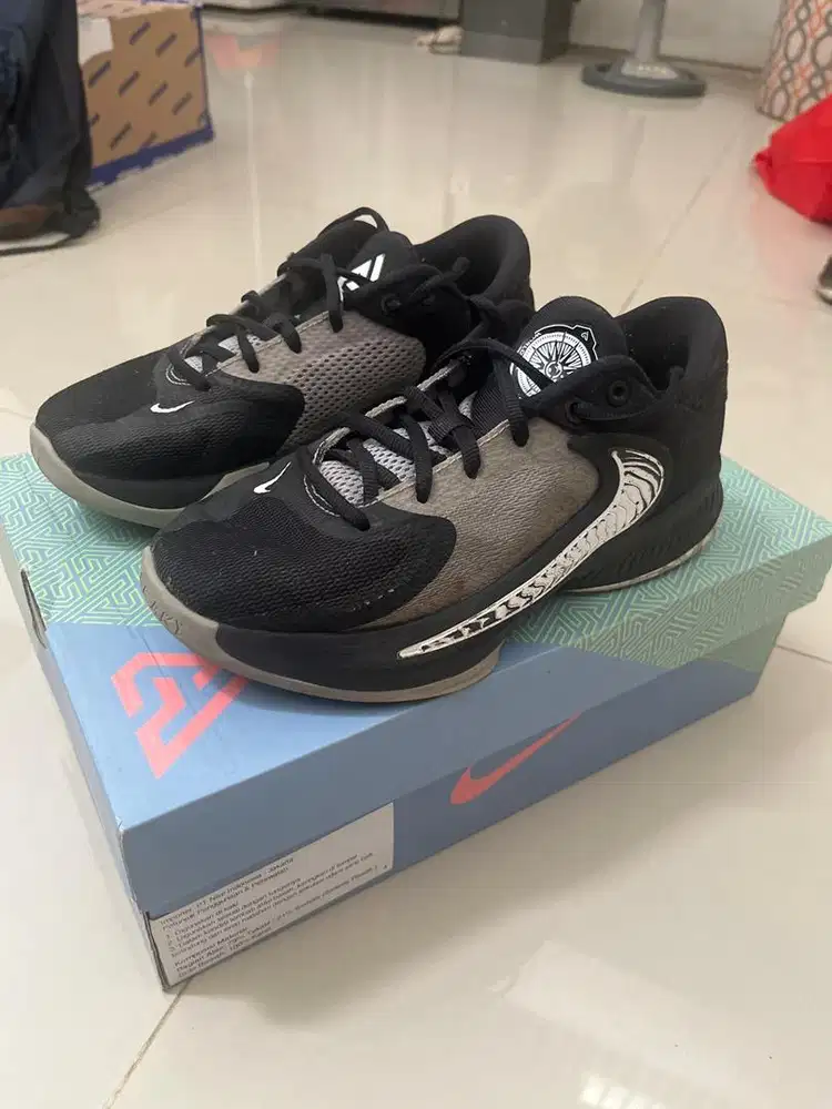 Sepatu nike Freak 4 anak