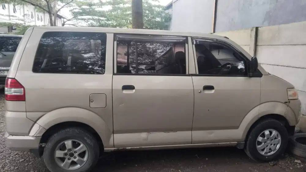 Suzuki GC415V - APV DLX 2005