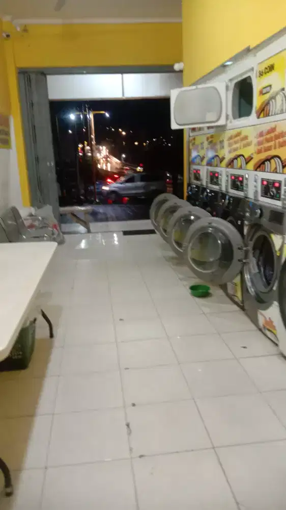 Di cari jasa setrika laundry