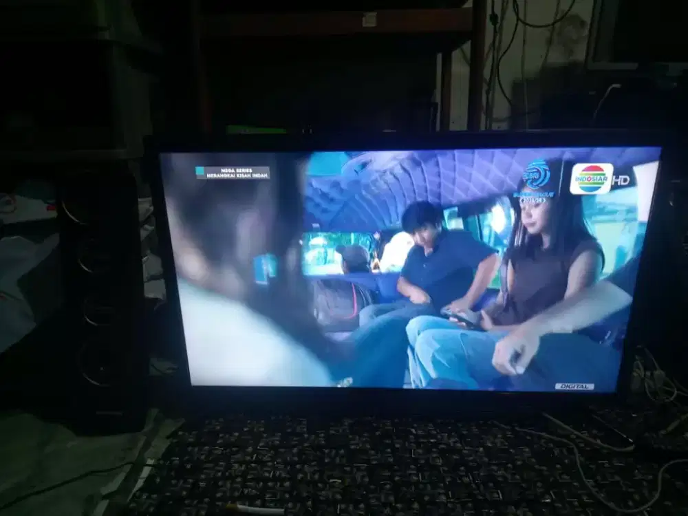 Polytron spiker tower 32 + stb