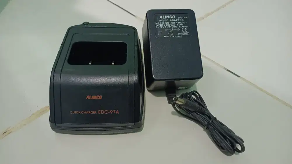 Charger Alinco EDC-97A