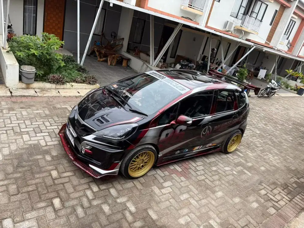 jual mobil jazz 2013