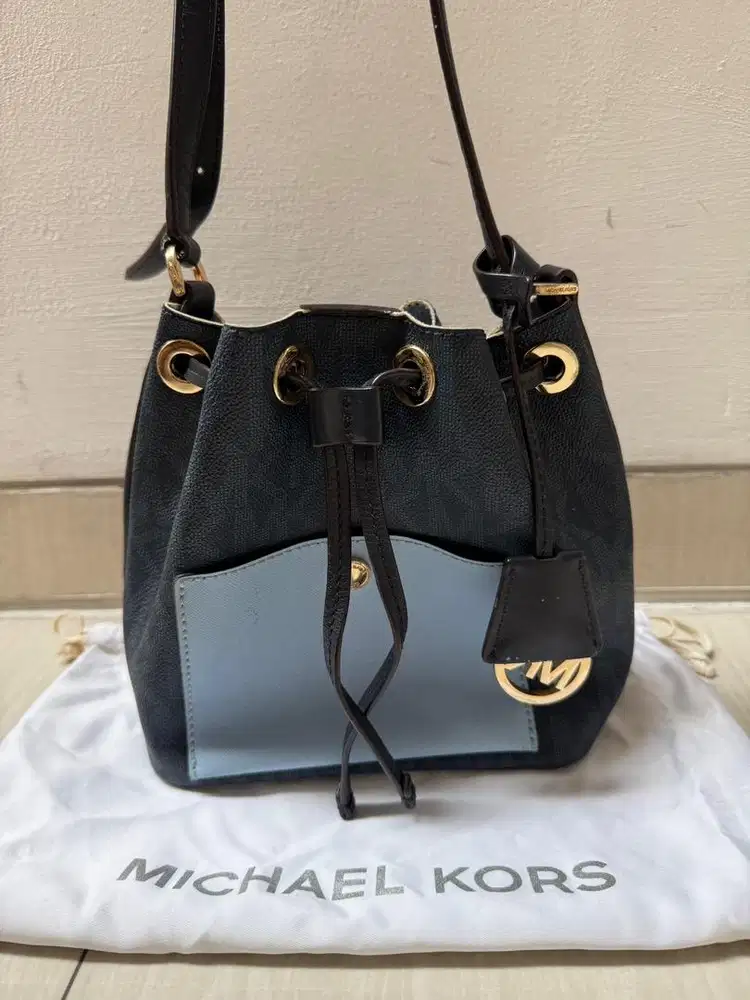 Tas slempang wanita michael kors