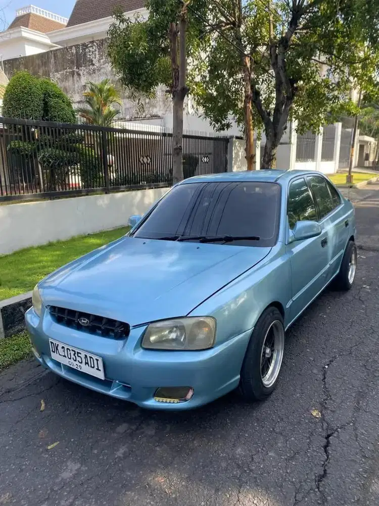 Hyundai verna gls 2002