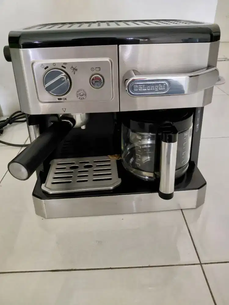 Mesin Kopi Merk Delonghi Like New