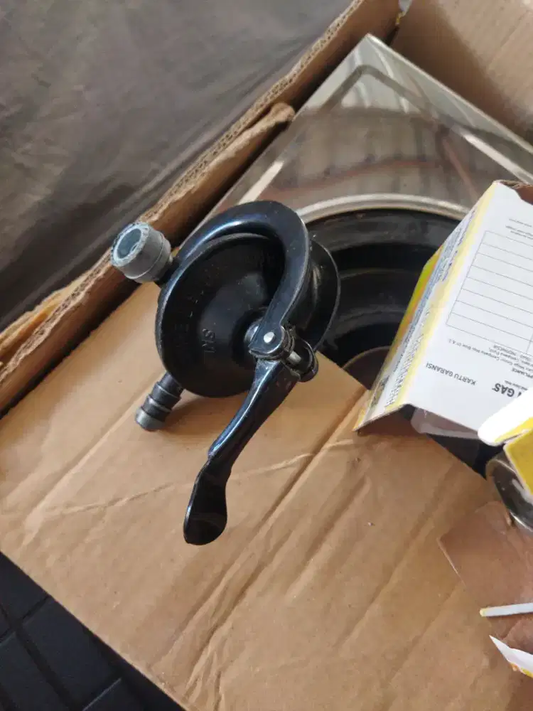 Dijual kompor elektolux dan regulator