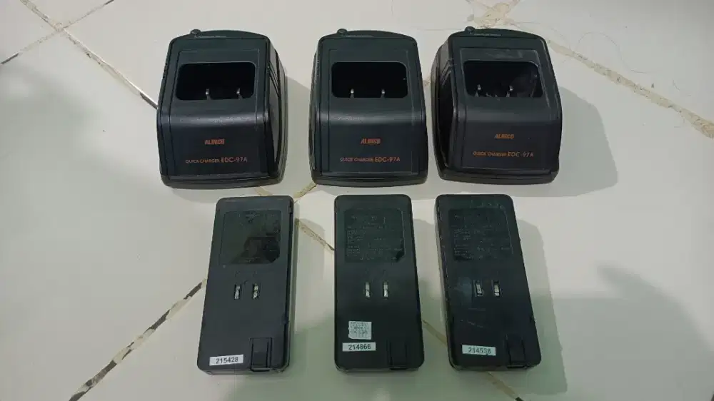 Charger Mangkok HT Alinco EDC-97A