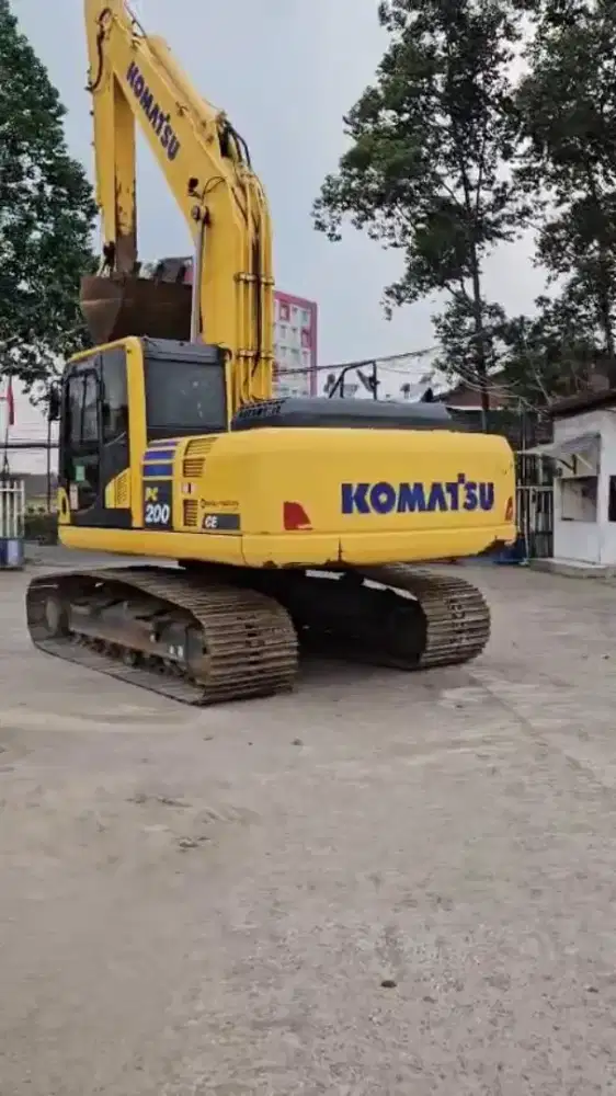 EXCAVATOR 2022 KOMATSU PC200-10MO