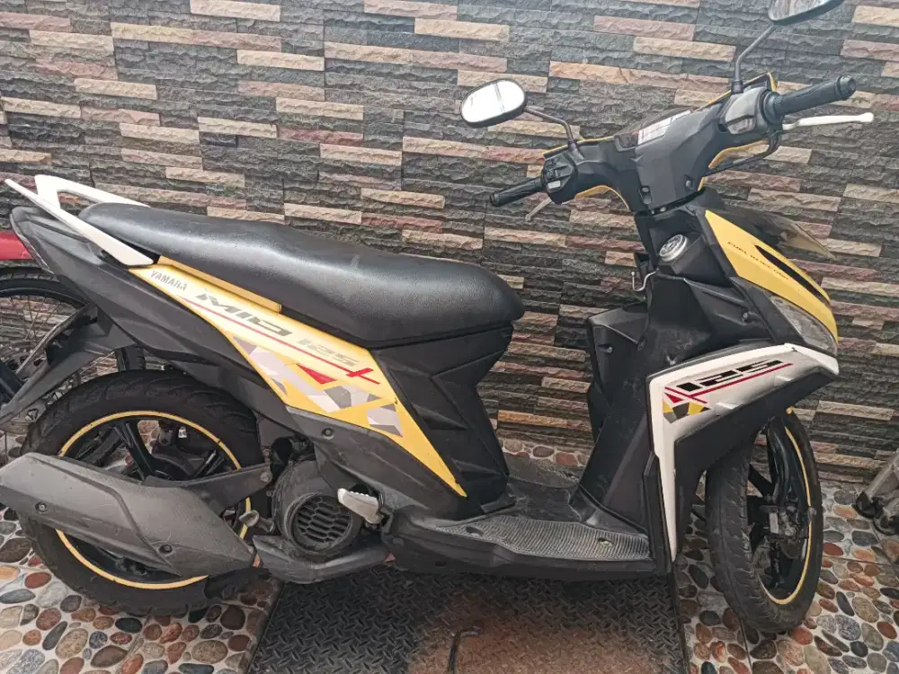 Yamaha Mio 125 Kuning