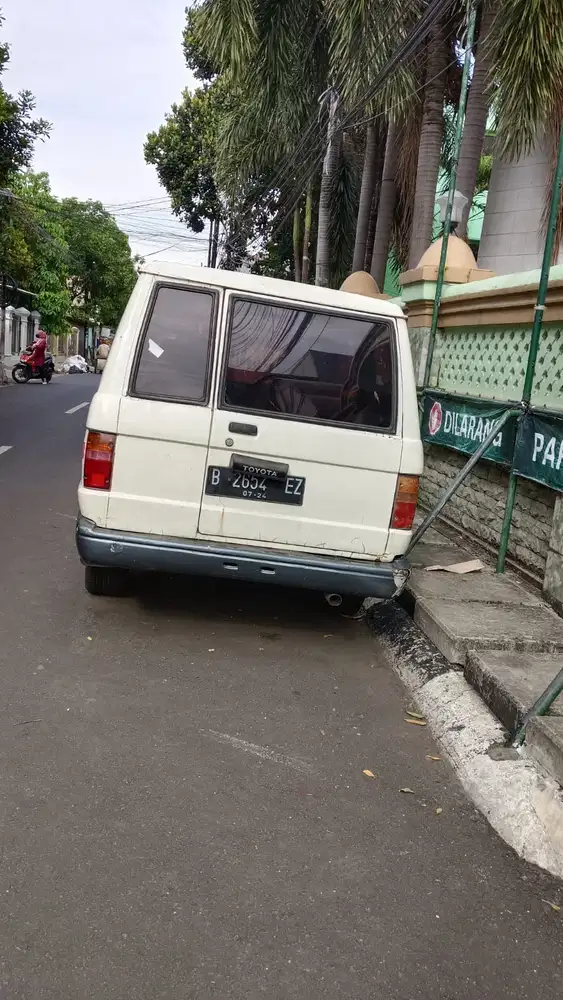 Toyota Kijang 1986 Bensin