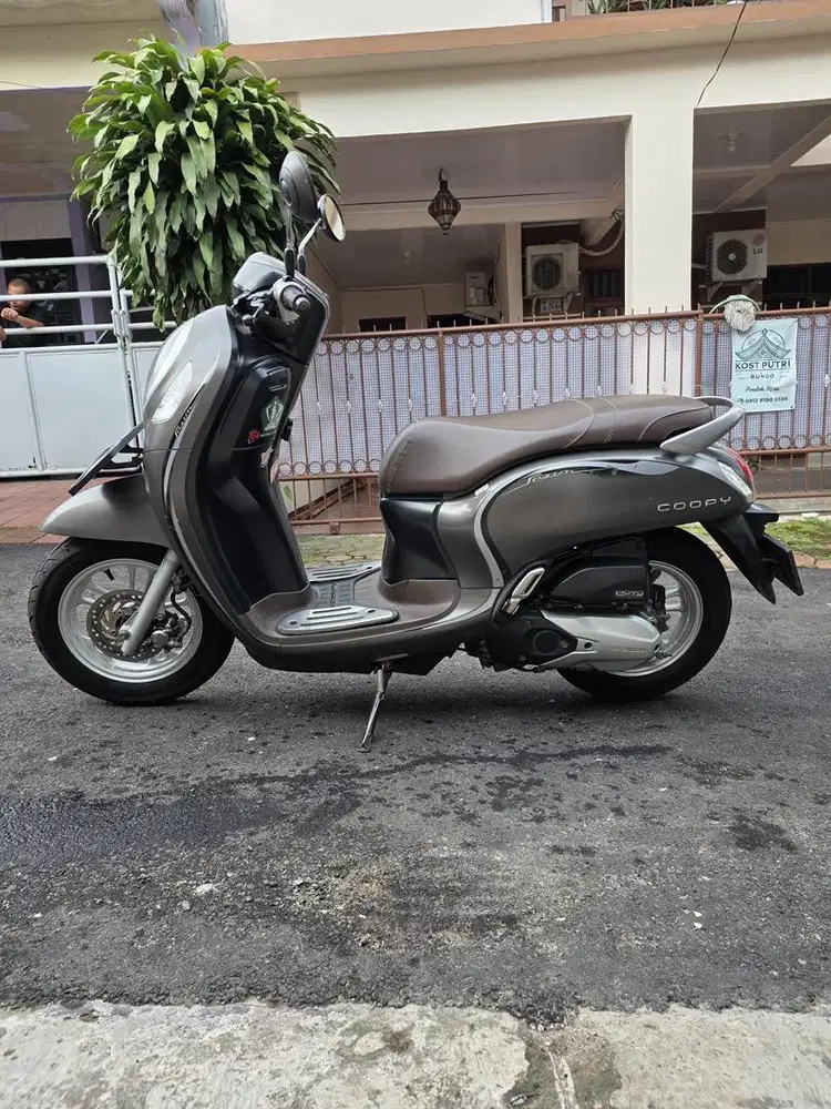 Honda Scoopy Coklat Tahun 2022