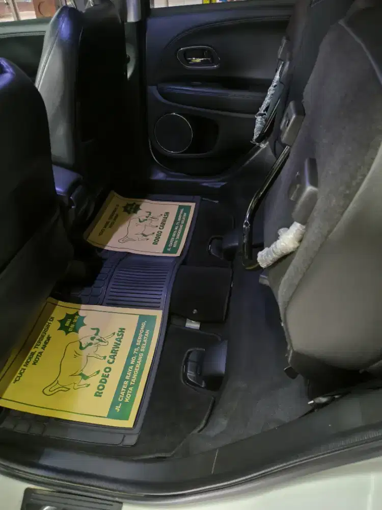 Honda HRV SE Putih 2019 Pajak Panjang