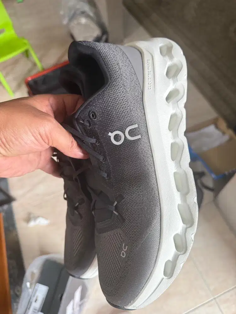 Sepatu On Cloud Cloudtild